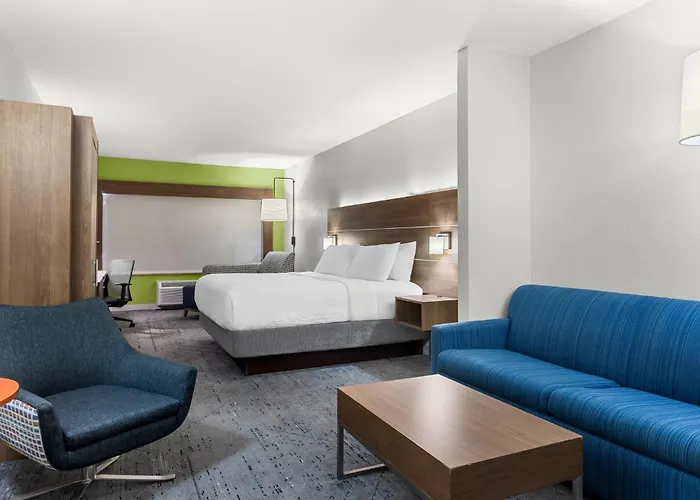 Holiday Inn Express Hotel & Suites Savannah Midtown By Ihg